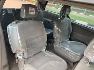 Toyota Sienna CE 2005 Red