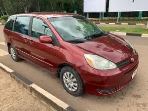 Toyota Sienna CE 2005 Red