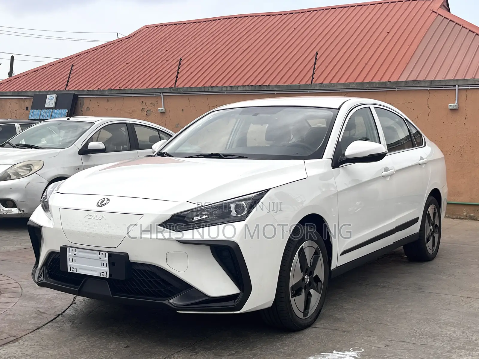 New Aeolus E70 2025 White