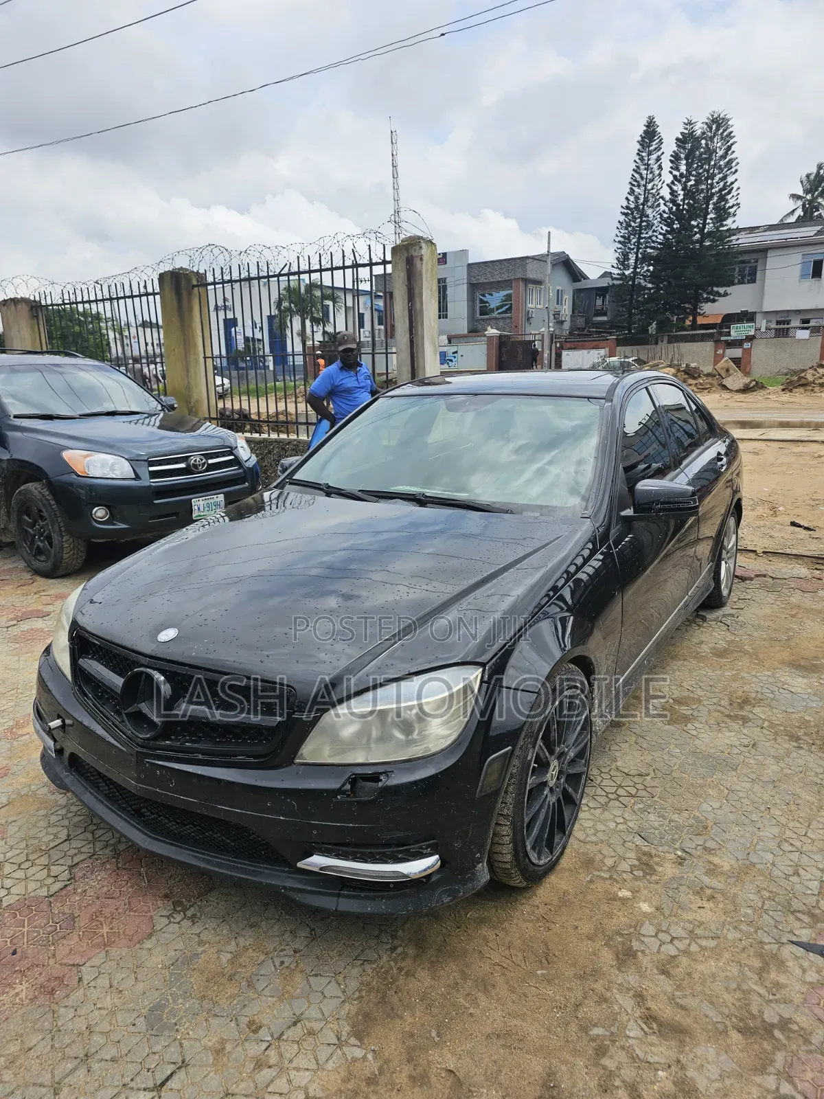 Mercedes-Benz C300 2010 Black