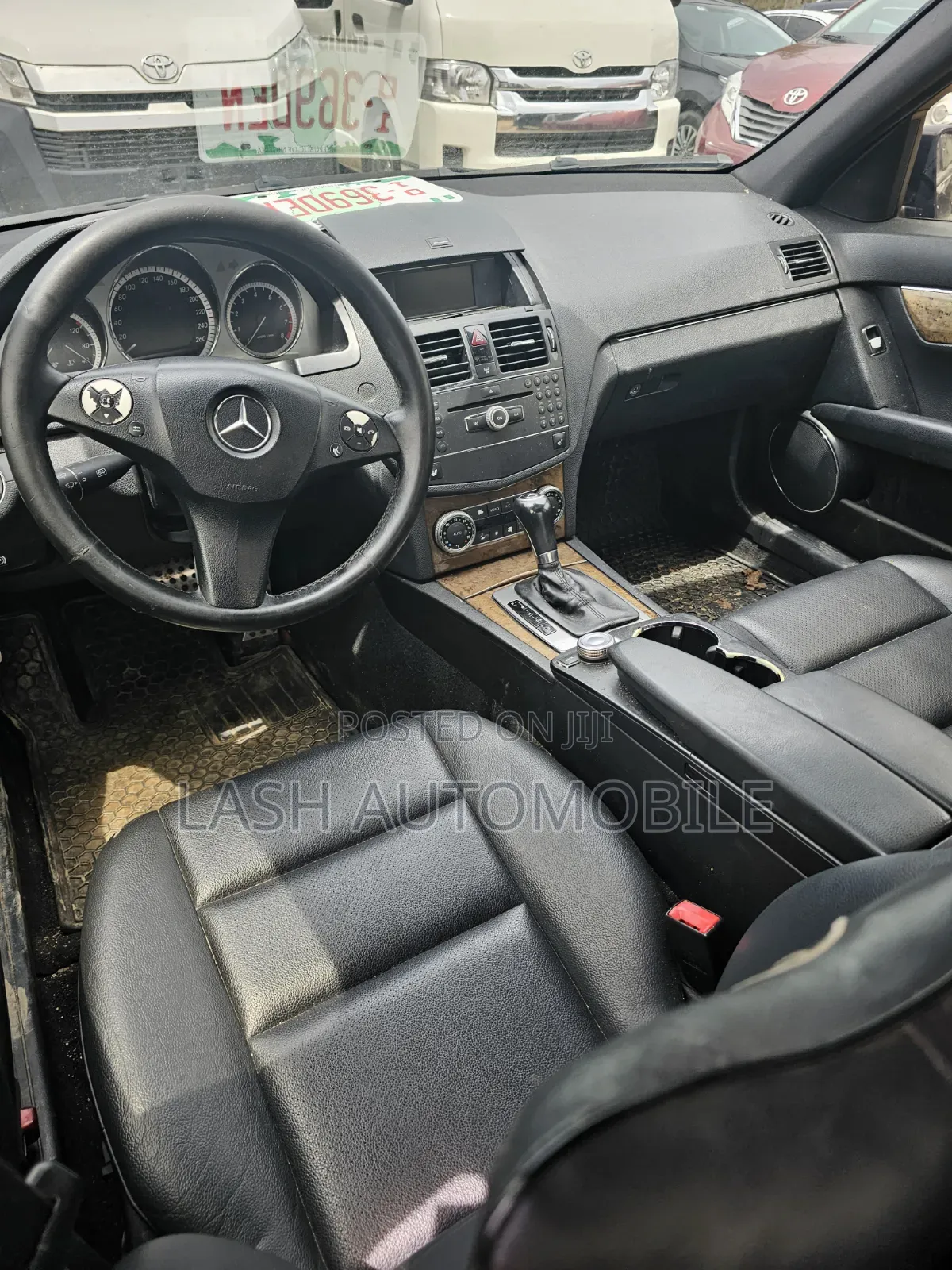 Mercedes-Benz C300 2010 Black