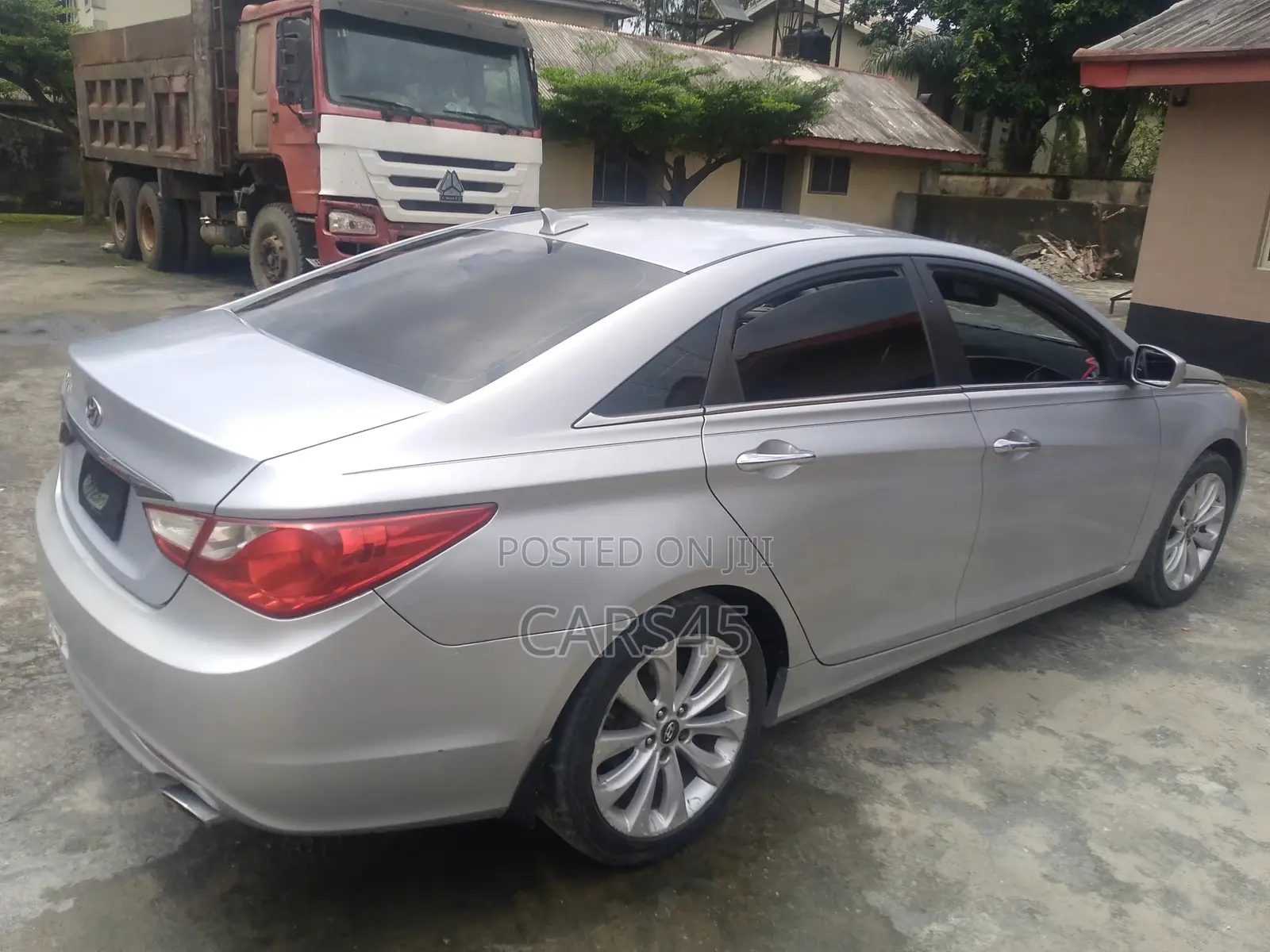 Hyundai Sonata 2011 Silver