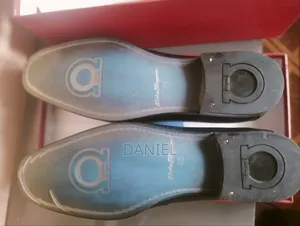 Men's Shoe
