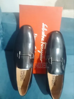 Men's Shoe