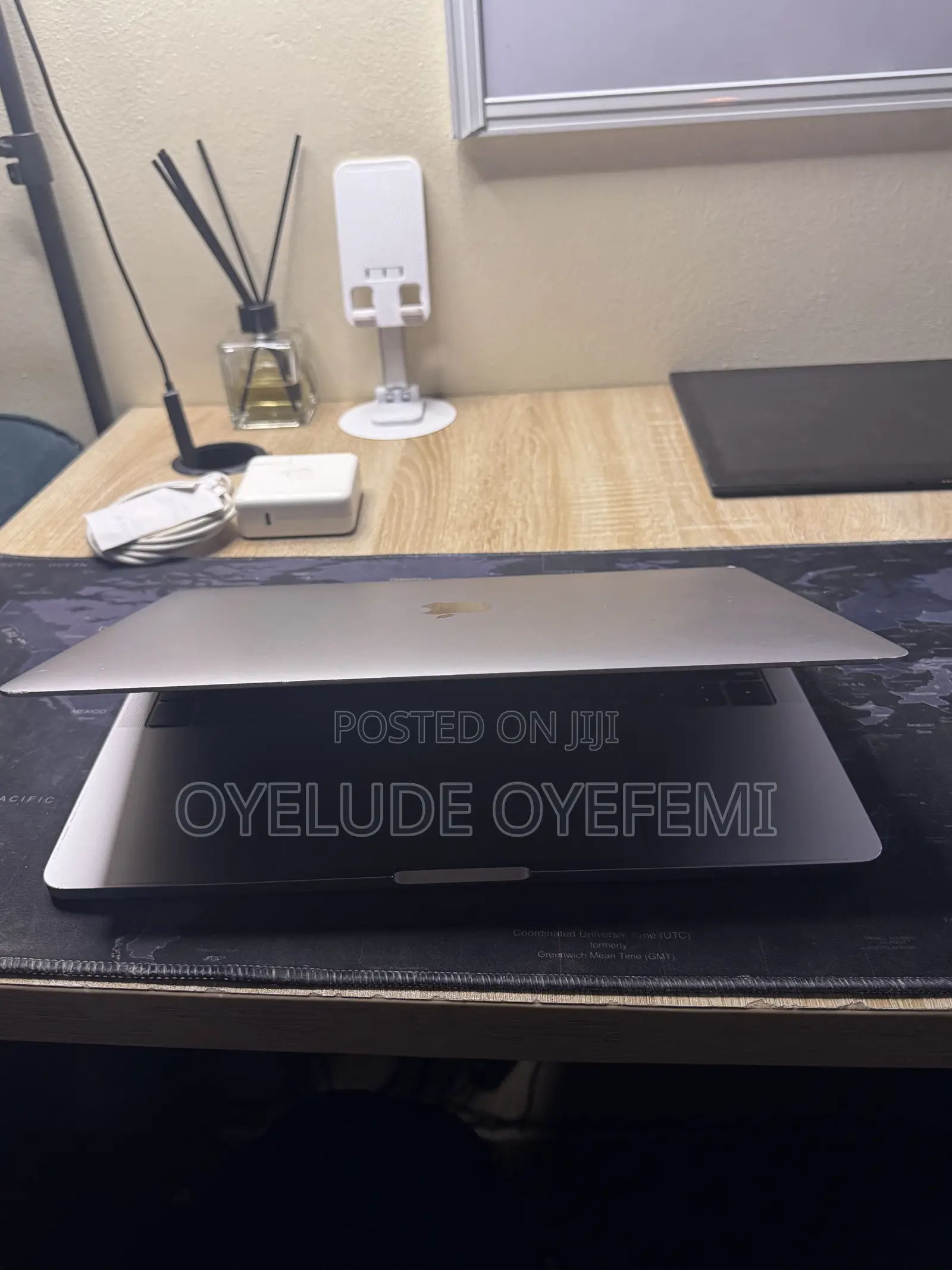 Laptop Apple MacBook 2018 16GB Intel Core i7 SSD 512GB