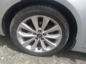 Hyundai Sonata 2011 Silver