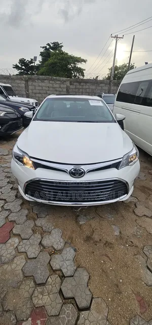 Toyota Avalon 2014 White