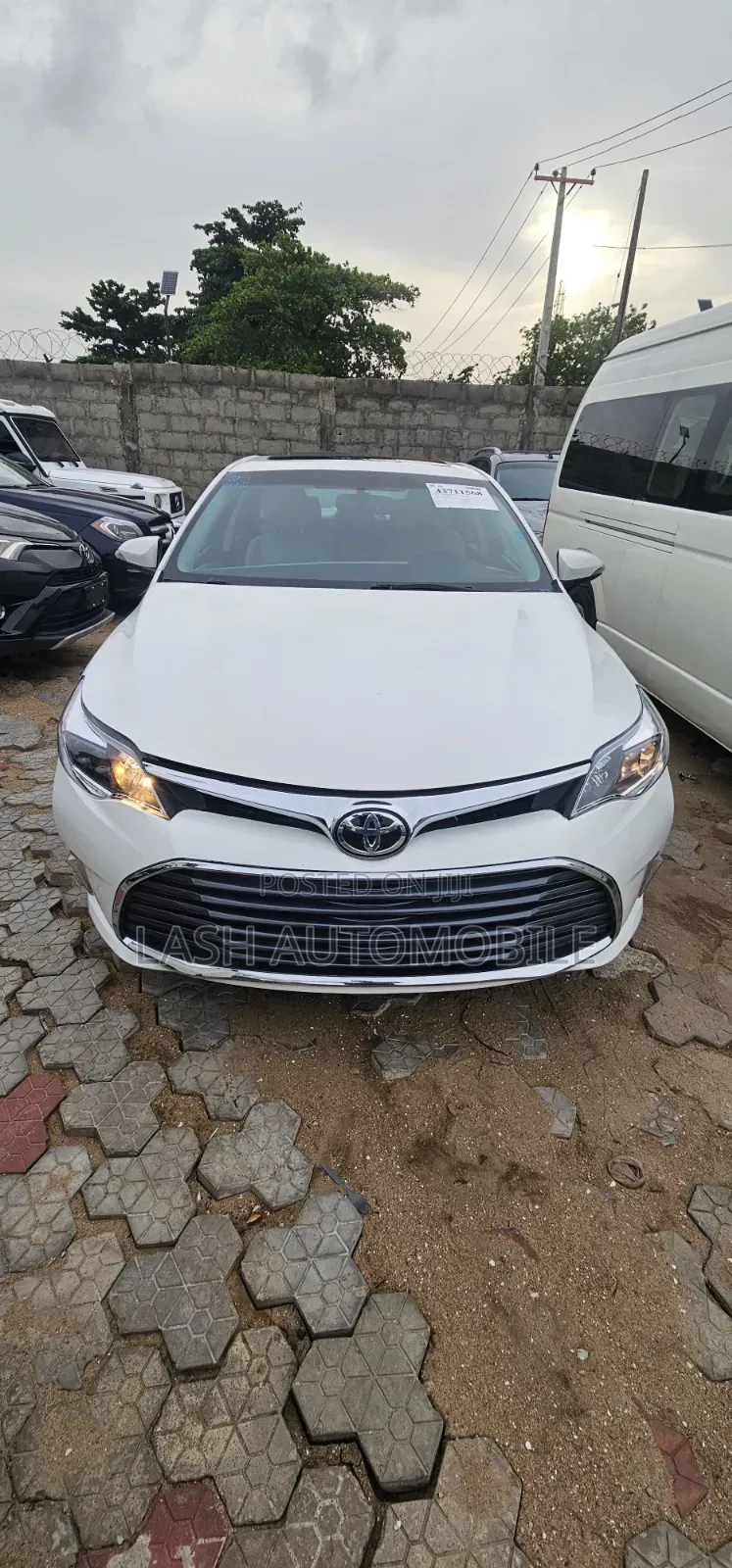 Toyota Avalon 2014 White