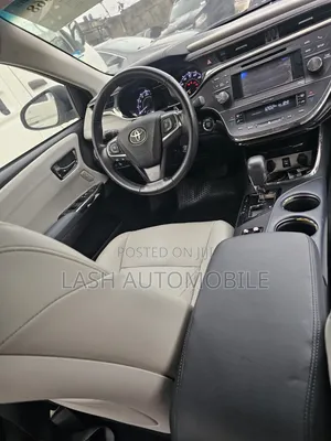 Toyota Avalon 2014 White