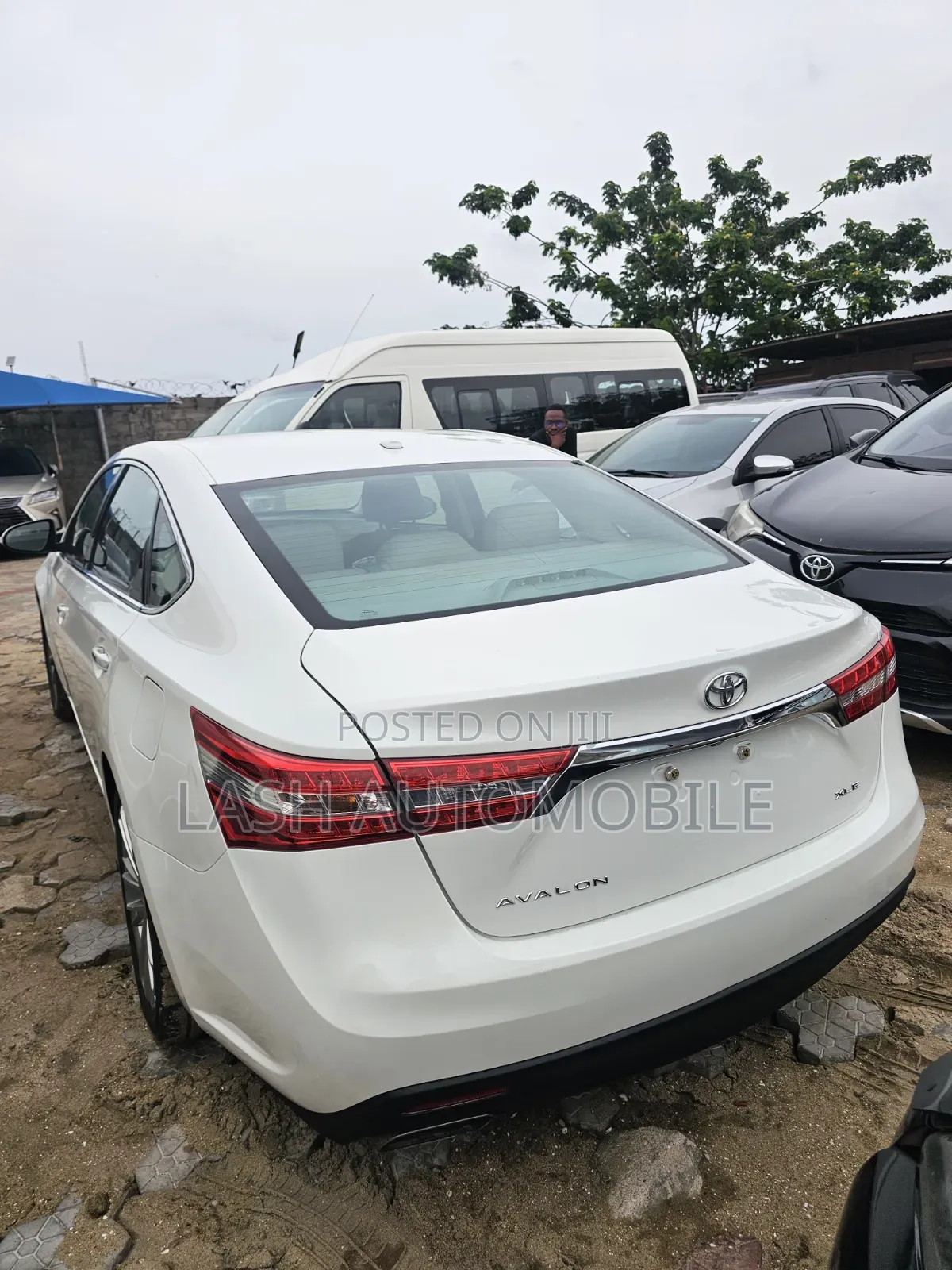 Toyota Avalon 2014 White