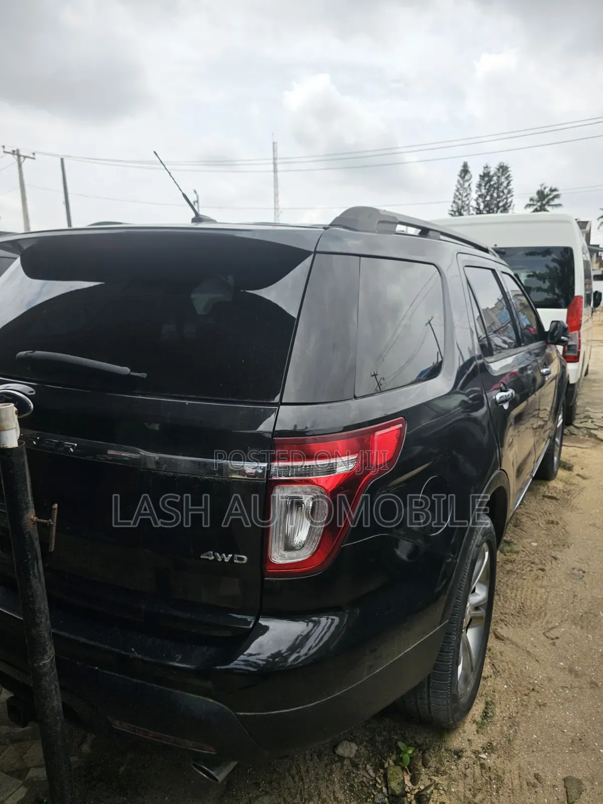 Ford Explorer 2013 Black