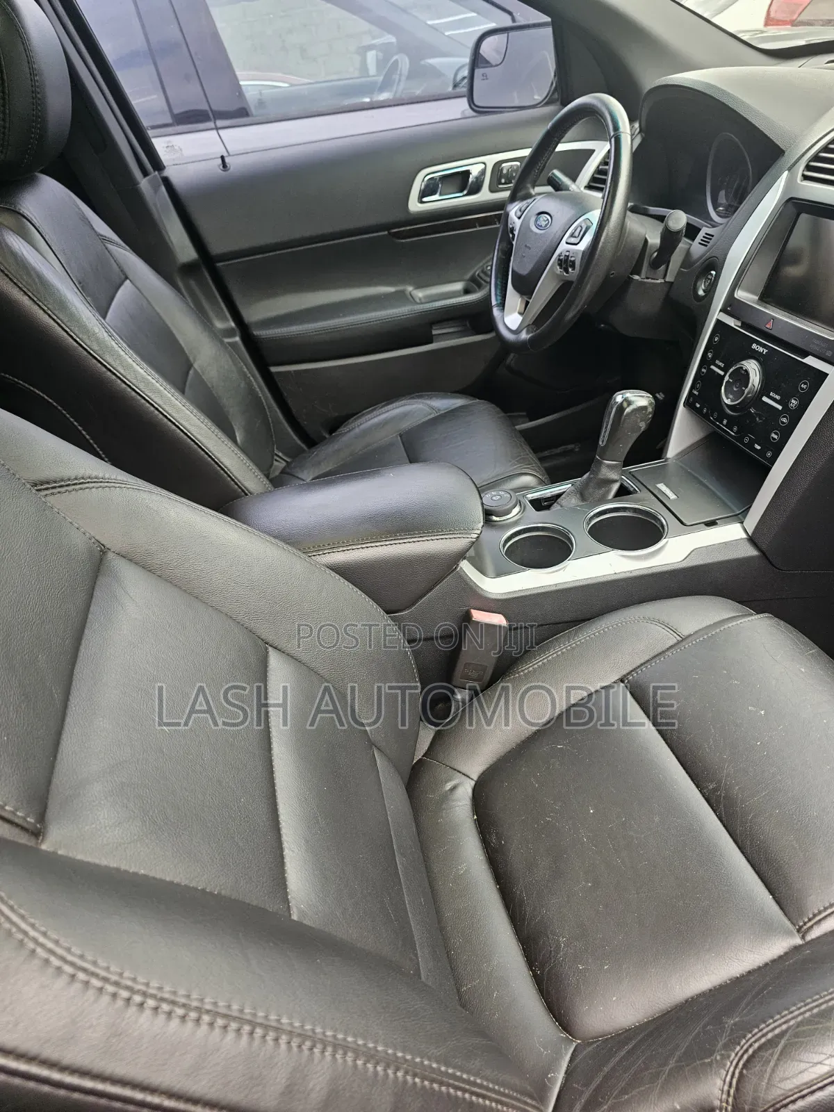 Ford Explorer 2013 Black