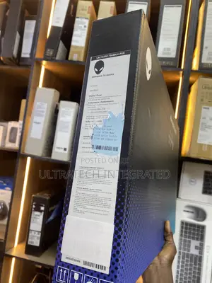 New Laptop Alienware 16 Aurora 16GB Intel Core 7 SSD 1T