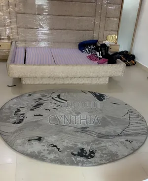 Modern Abstract Round Rug