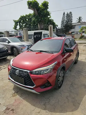 Toyota Yaris 2020 Red