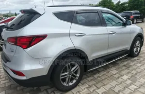 Hyundai Santa Fe 2018 Silver