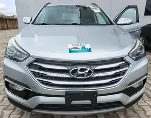 Hyundai Santa Fe 2018 Silver