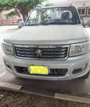 Peugeot Landtrek 2022 Silver