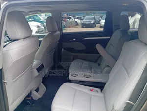 Toyota Highlander 2018 Gray