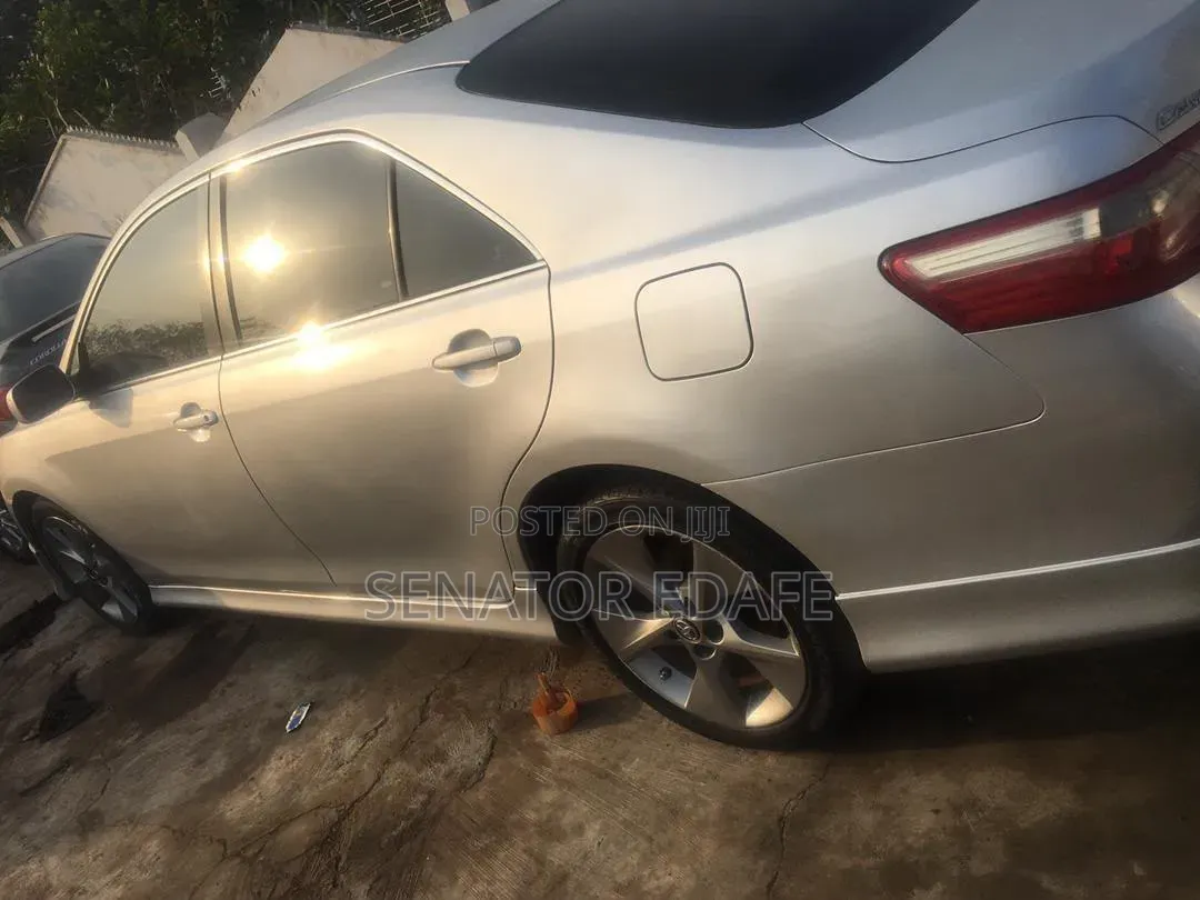 Toyota Camry 2007 Silver