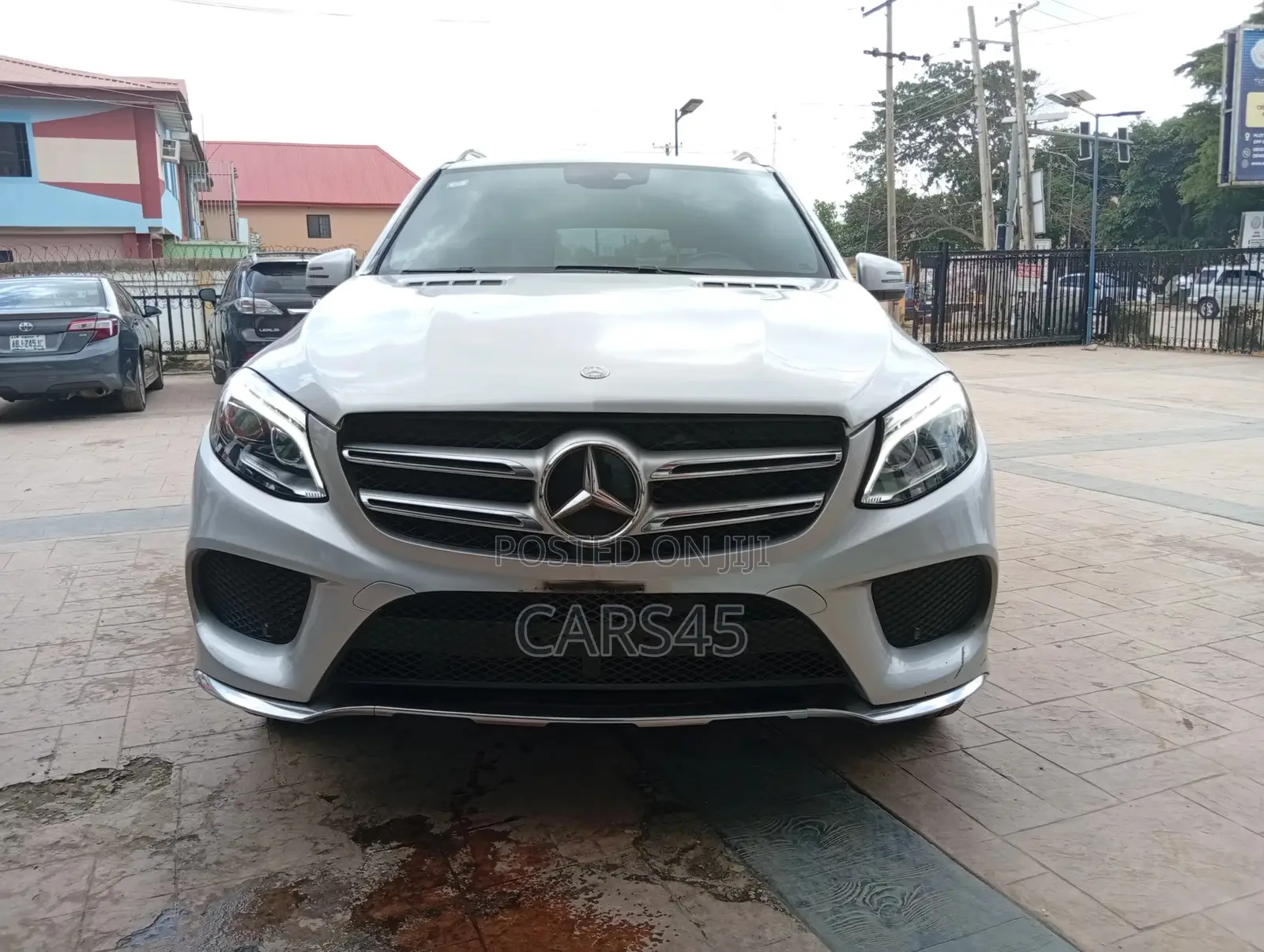 Mercedes-Benz GLE-Class 2017 Silver