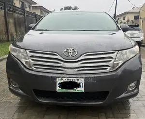 Toyota Venza AWD 2010 Gray