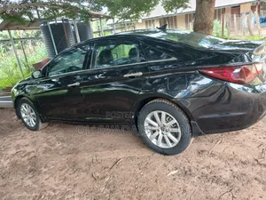 Hyundai Sonata Limited Sedan FWD (2.4L 4cyl 6A) 2013 Black