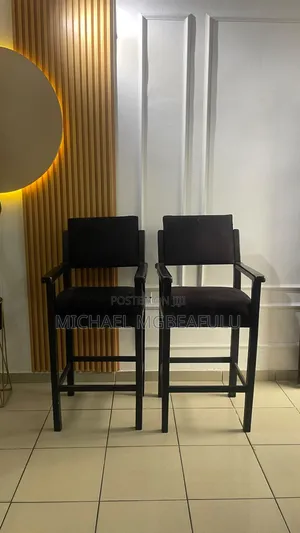 Make Up Chair