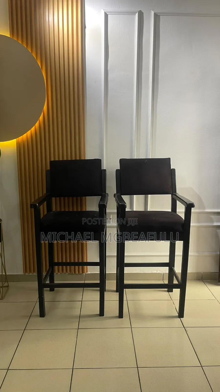Make Up Chair