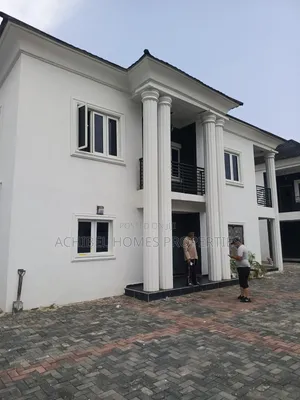 3bdrm Duplex in Lekki Phase 1 for rent