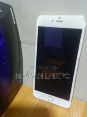 Apple iPhone 6s 64 GB Silver