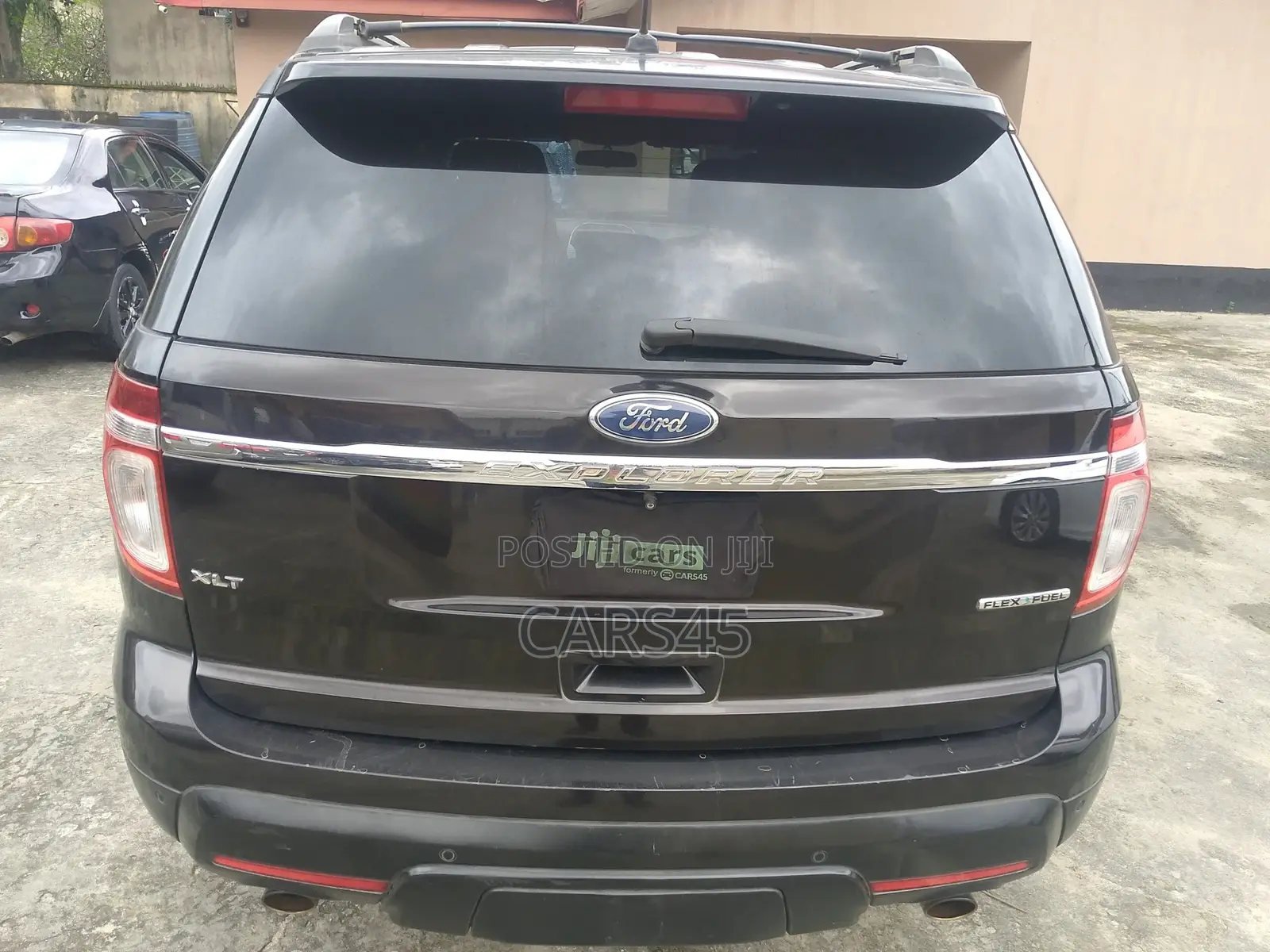Ford Explorer 2012 Brown