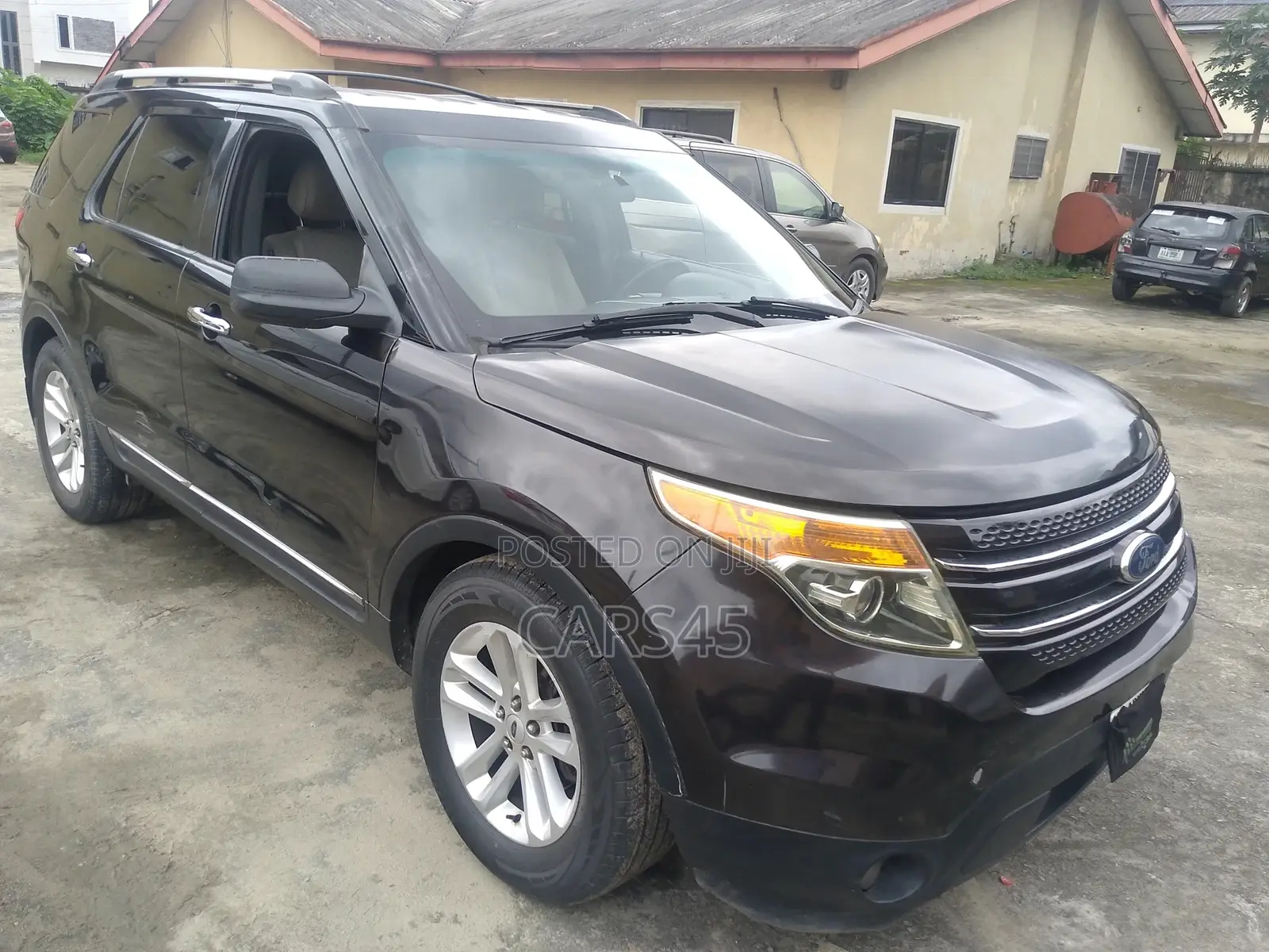Ford Explorer 2012 Brown