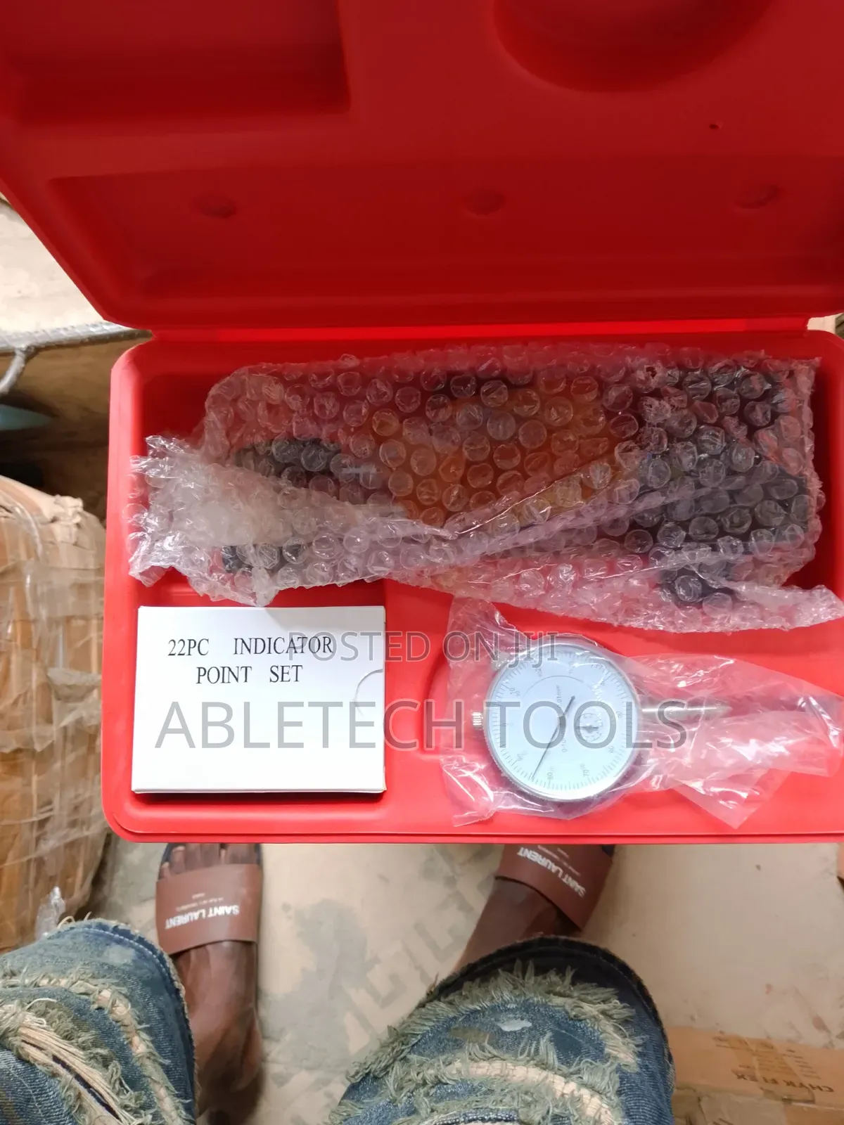 Magnetic Base