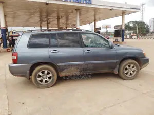 Toyota Highlander 2005 Blue