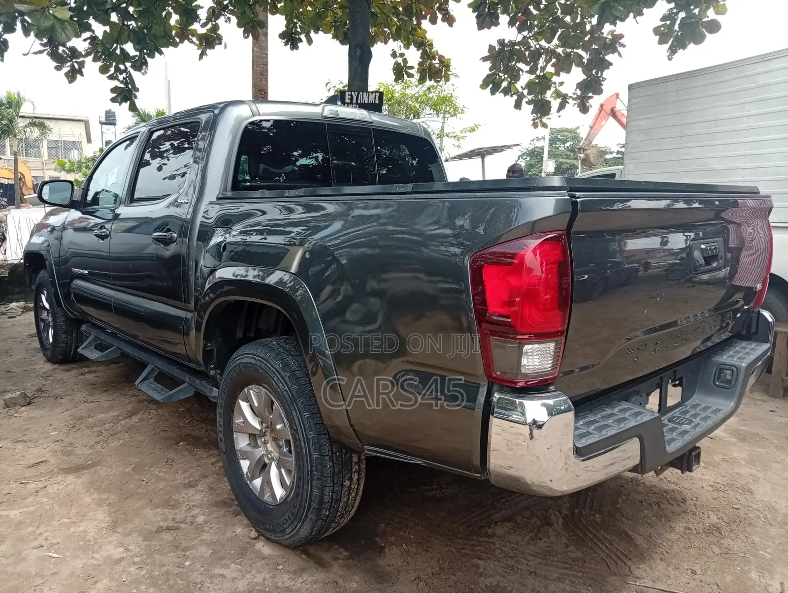 Toyota Tacoma 2018 Gray
