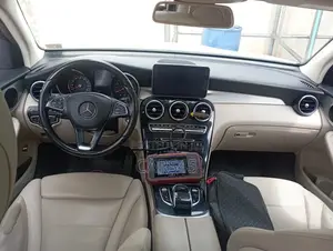 Mercedes-Benz GLC-Class 2017 White
