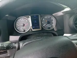 Toyota Tacoma 2018 Gray