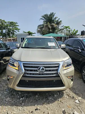 Lexus GX 2013 Gold