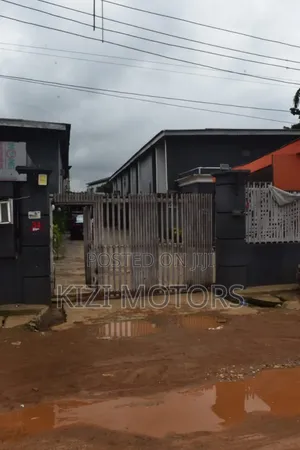 Furnished 20bdrm Mansion in Ajoa Estate, Isolo for sale