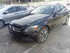 Mercedes-Benz C300 2015 Black