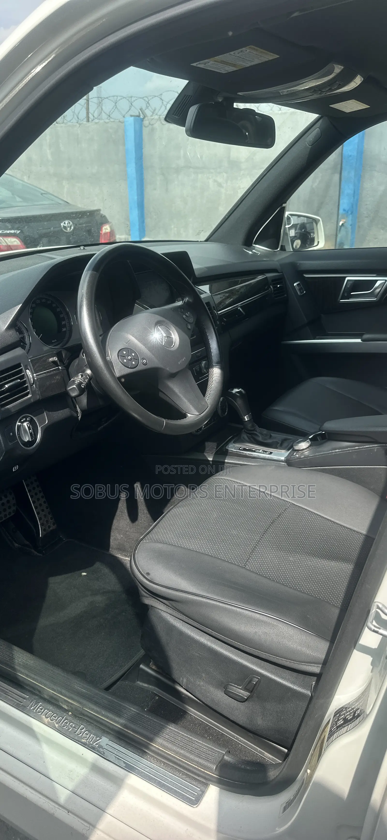 Mercedes-Benz GLK-Class 350 4MATIC 2012 White