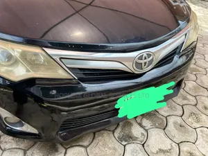 Toyota Camry XLE V6 4dr Sedan (3.5L 6cyl 6A) 2012 Black