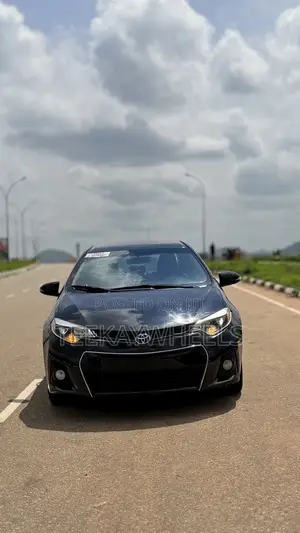 Toyota Corolla S 4dr Sedan (1.8L 4cyl CVT) 2015 Black