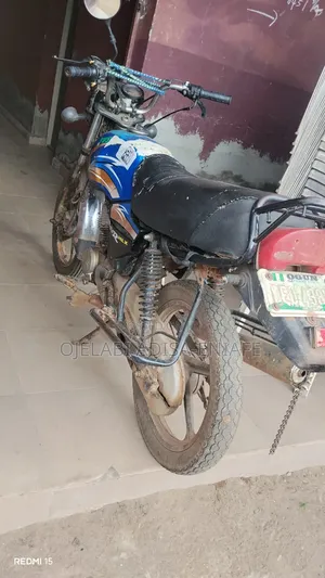 TVS HLX 125 2014 Blue