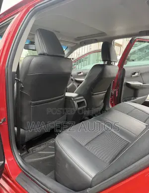 Toyota Camry SE 4dr Sedan (2.5L 4cyl 6A) 2012 Red