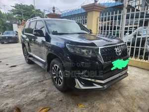 Toyota Land Cruiser Prado 2017 Black