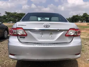 Toyota Corolla 2013 Silver