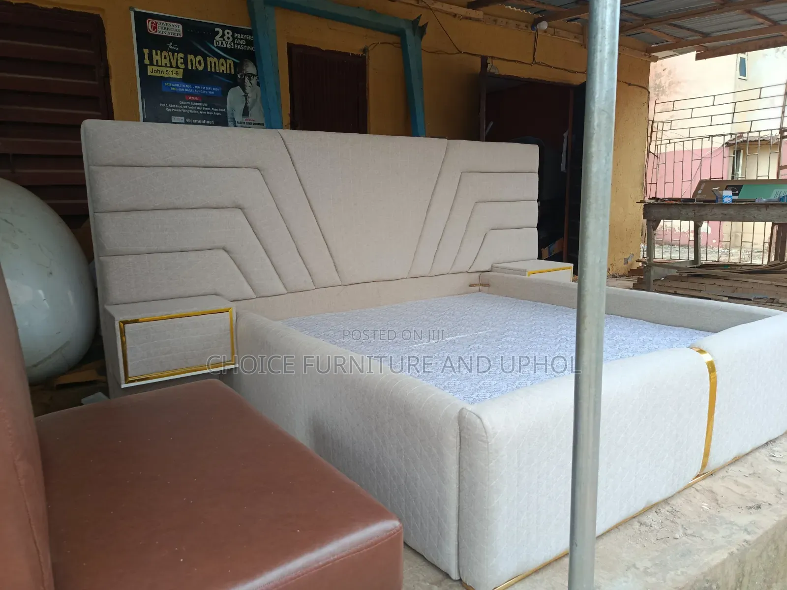 Bed  6*6b Bed  Lovely 