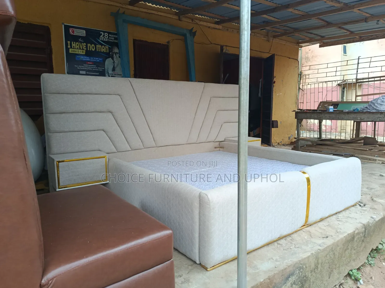 Bed  6*6b Bed  Lovely 